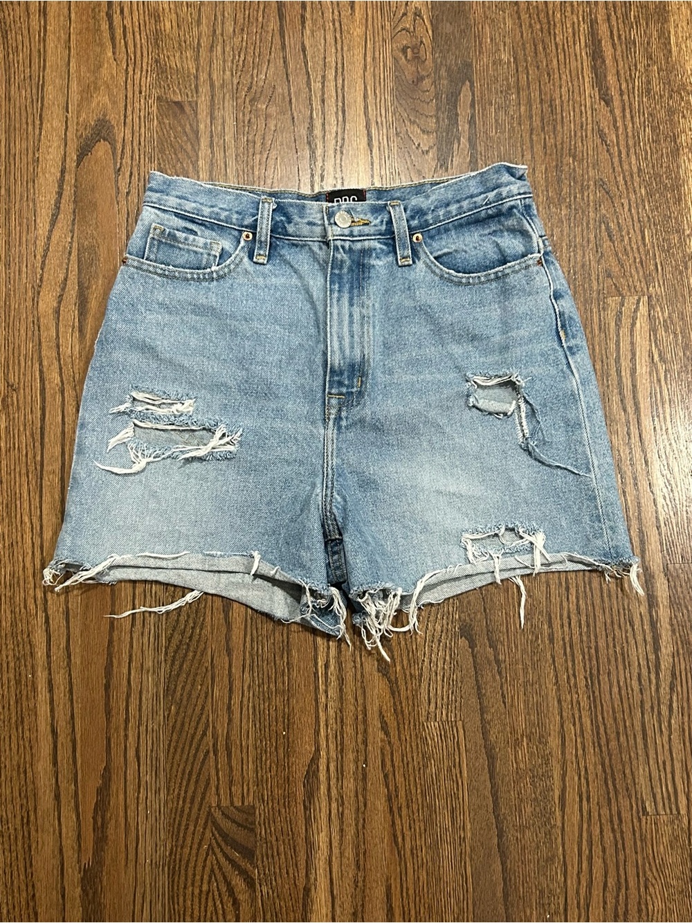 BDG Urban Outfitters Mom High Rise Distressed Denim Shorts Size 27 Festival